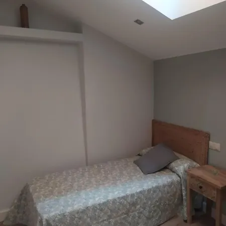 Casa De Piedra Acogedora A 2 Minutos De La Playa بيت للعطل