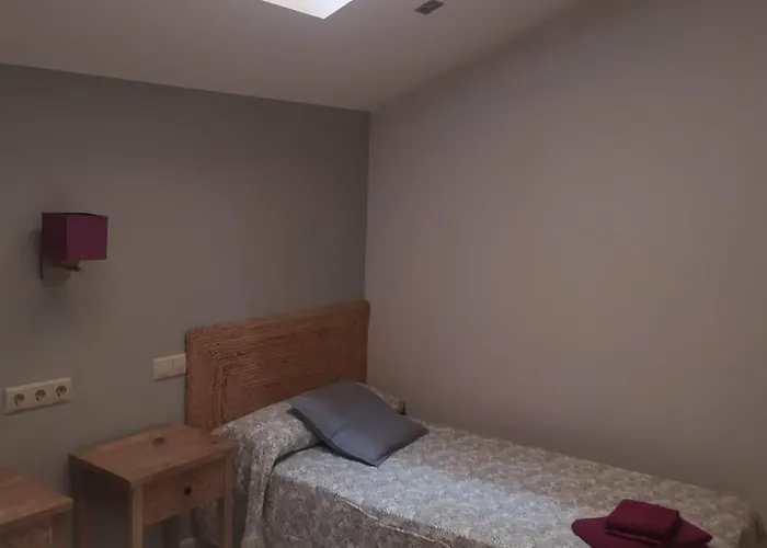 Casa De Piedra Acogedora A 2 Minutos De La Playa بيت للعطل *